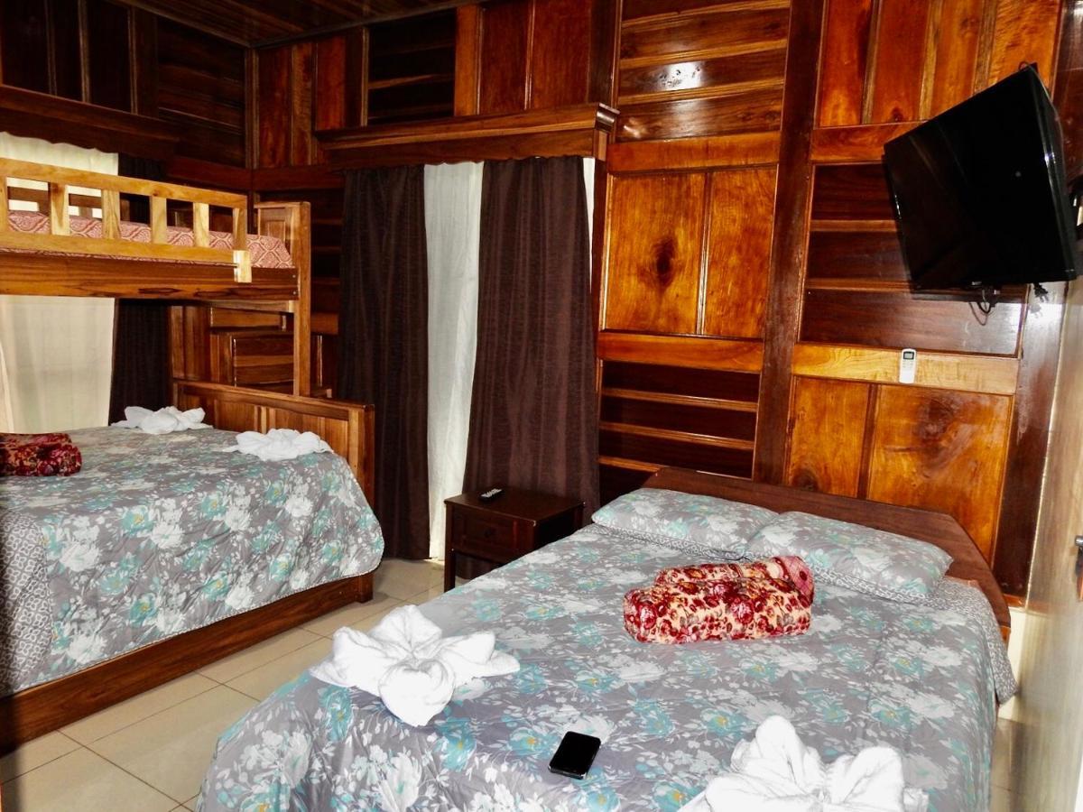 Las Pavitas Cottages La Fortuna Eksteriør billede