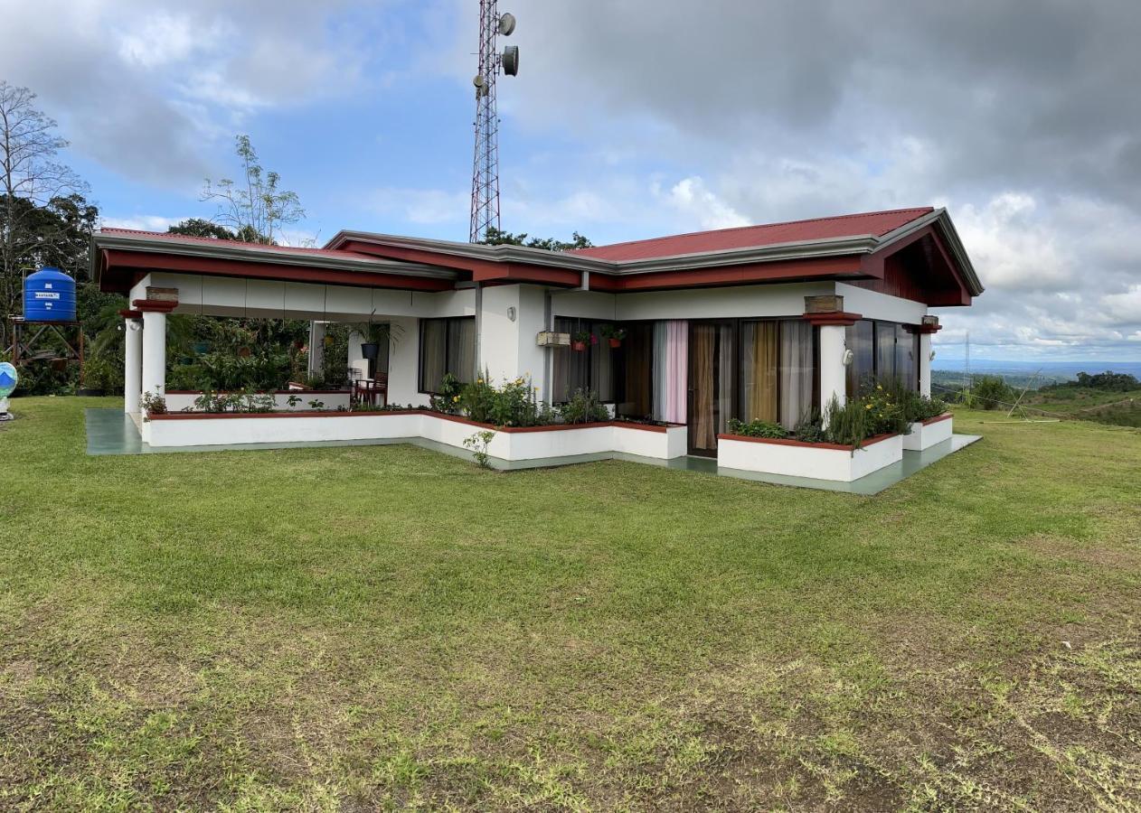 Las Pavitas Cottages La Fortuna Eksteriør billede