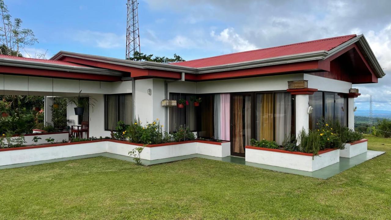 Las Pavitas Cottages La Fortuna Eksteriør billede