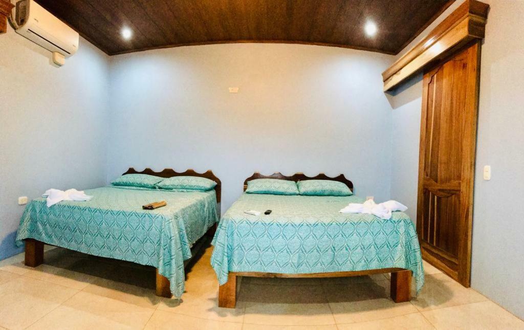 Las Pavitas Cottages La Fortuna Eksteriør billede